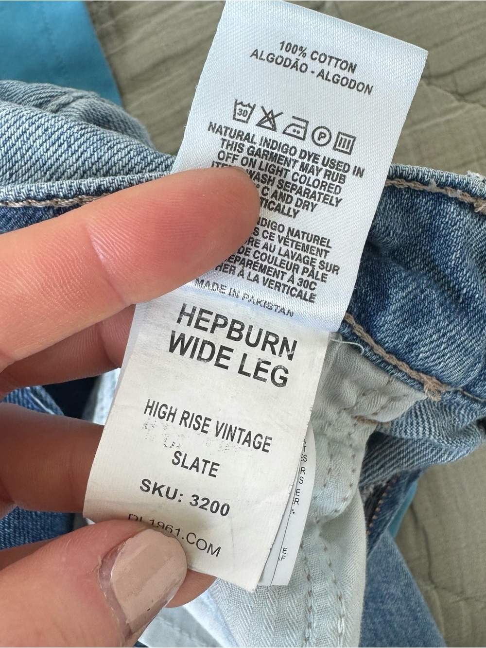 DL1961 Hepburn wide leg jeans Distressed Hem - Picture 11 of 11
